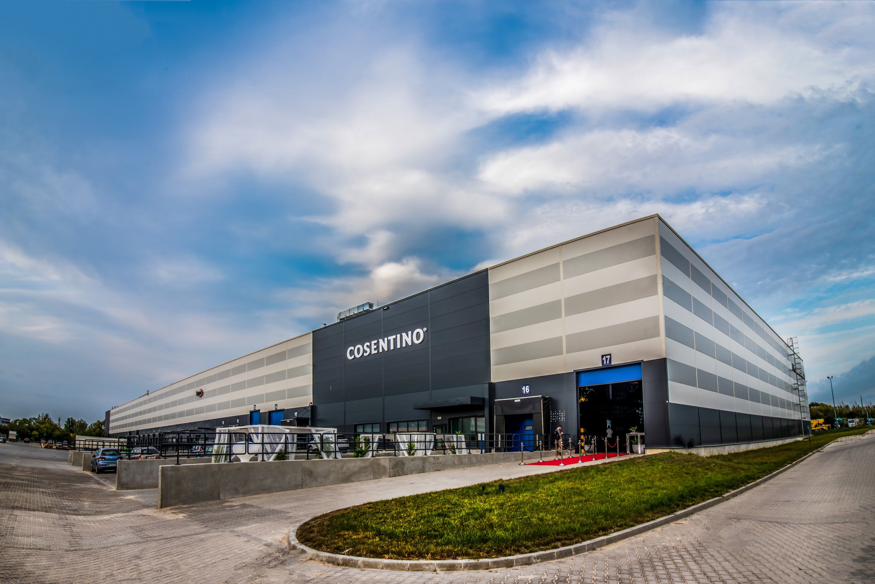 Bildnummer 35 des aktuellen Abschnitts von Cosentino Gruppe eröffnet neues „Centre“ in Stockholm und feiert das Ende eines Jahres mit starkem Wachstum in Europa von Cosentino Deutschland