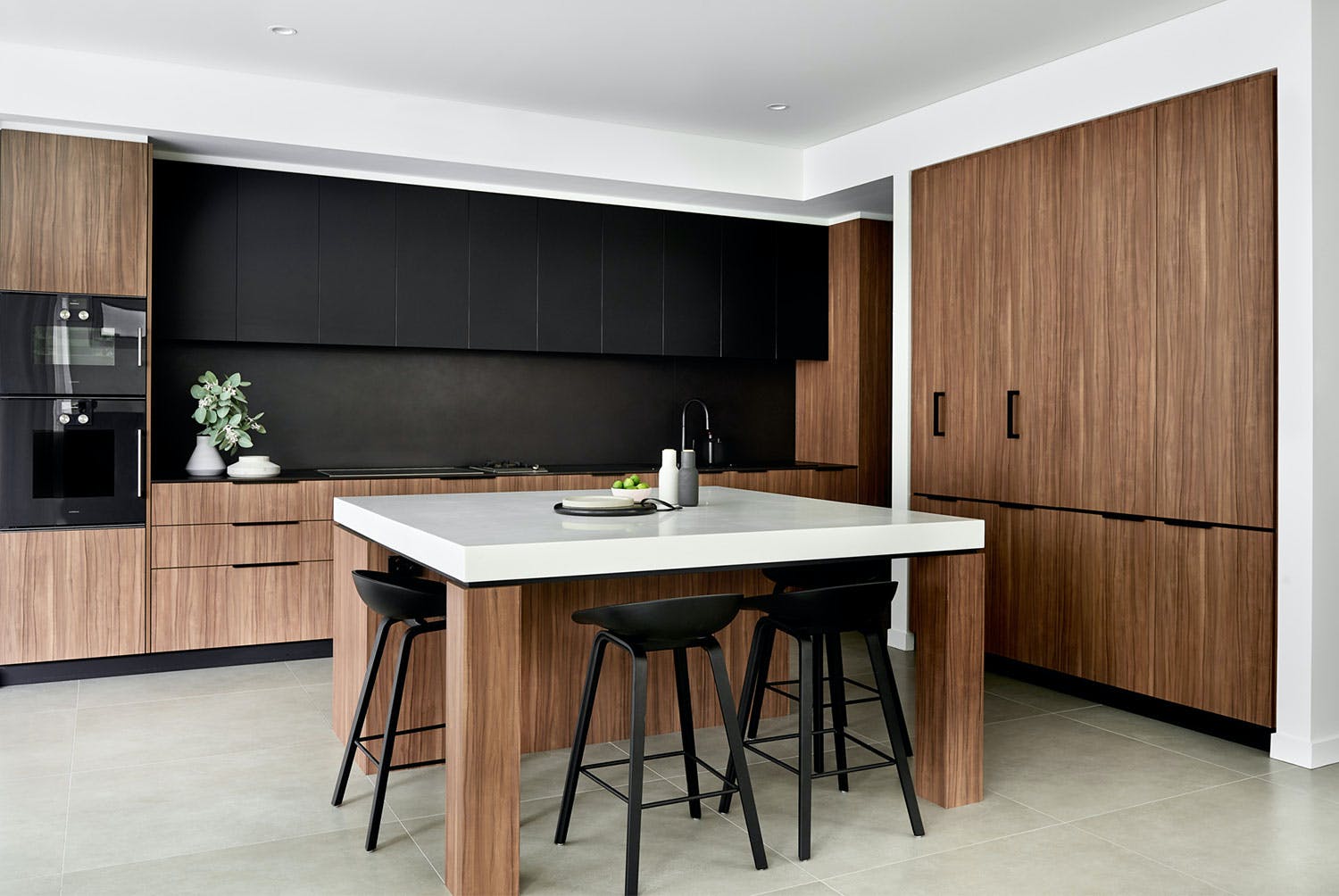 Kitchen by Schemes and Spaces
