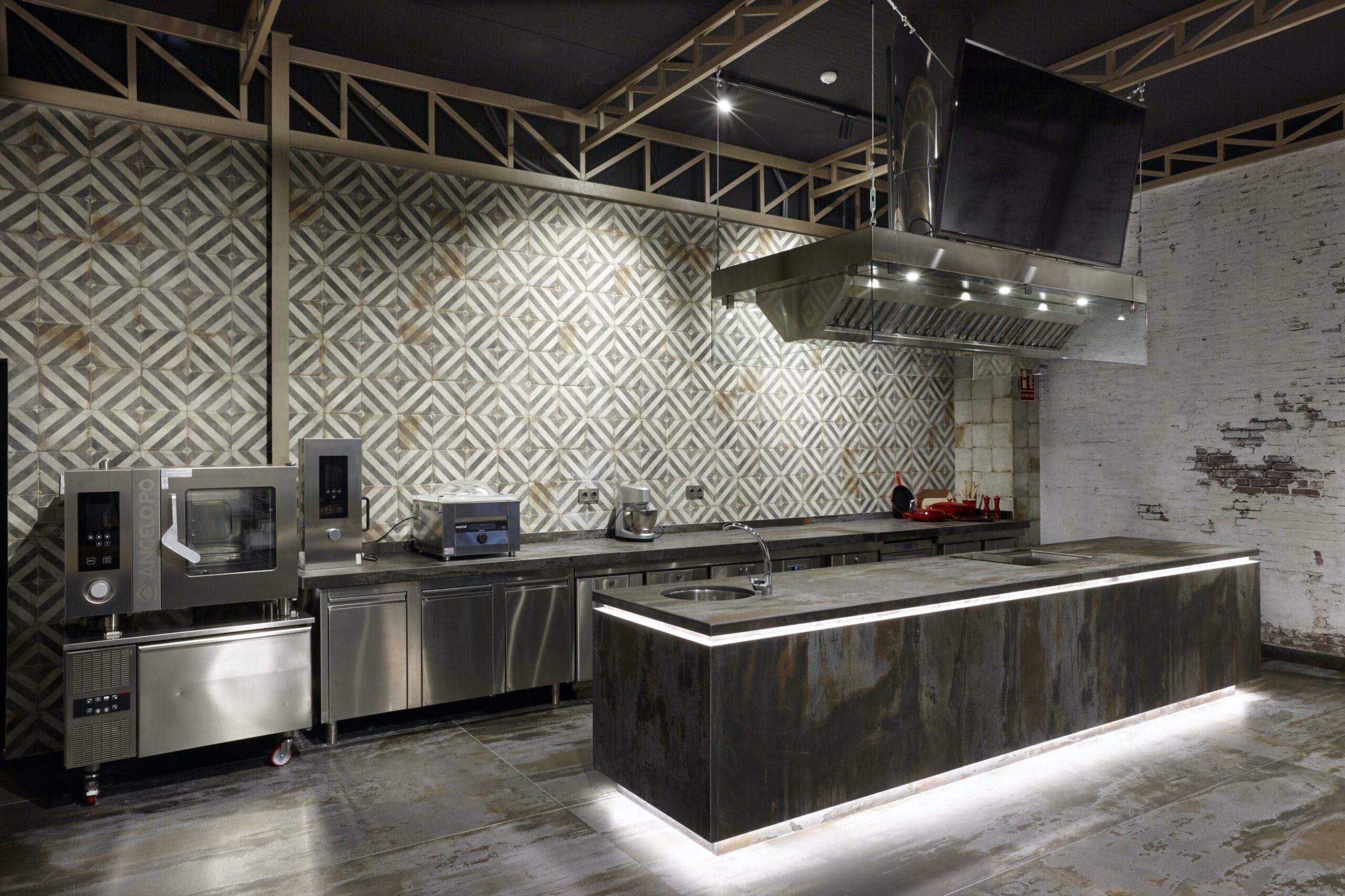 Pilsa Educa Cookery Classroom With Trilium Flooring, Cladding and Worktop