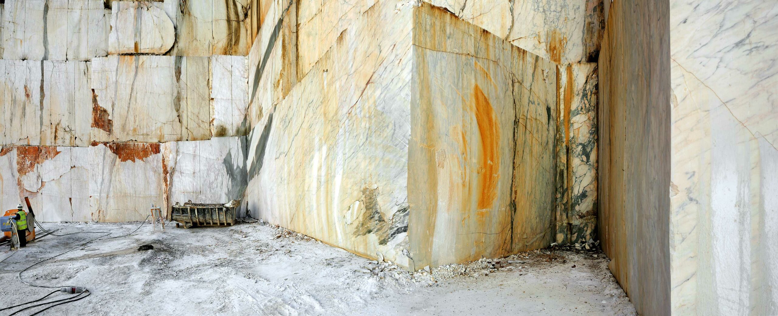Numero immagine 36 della sezione corrente di Pedreiras, Portrait of a Quarry di Cosentino Italia
