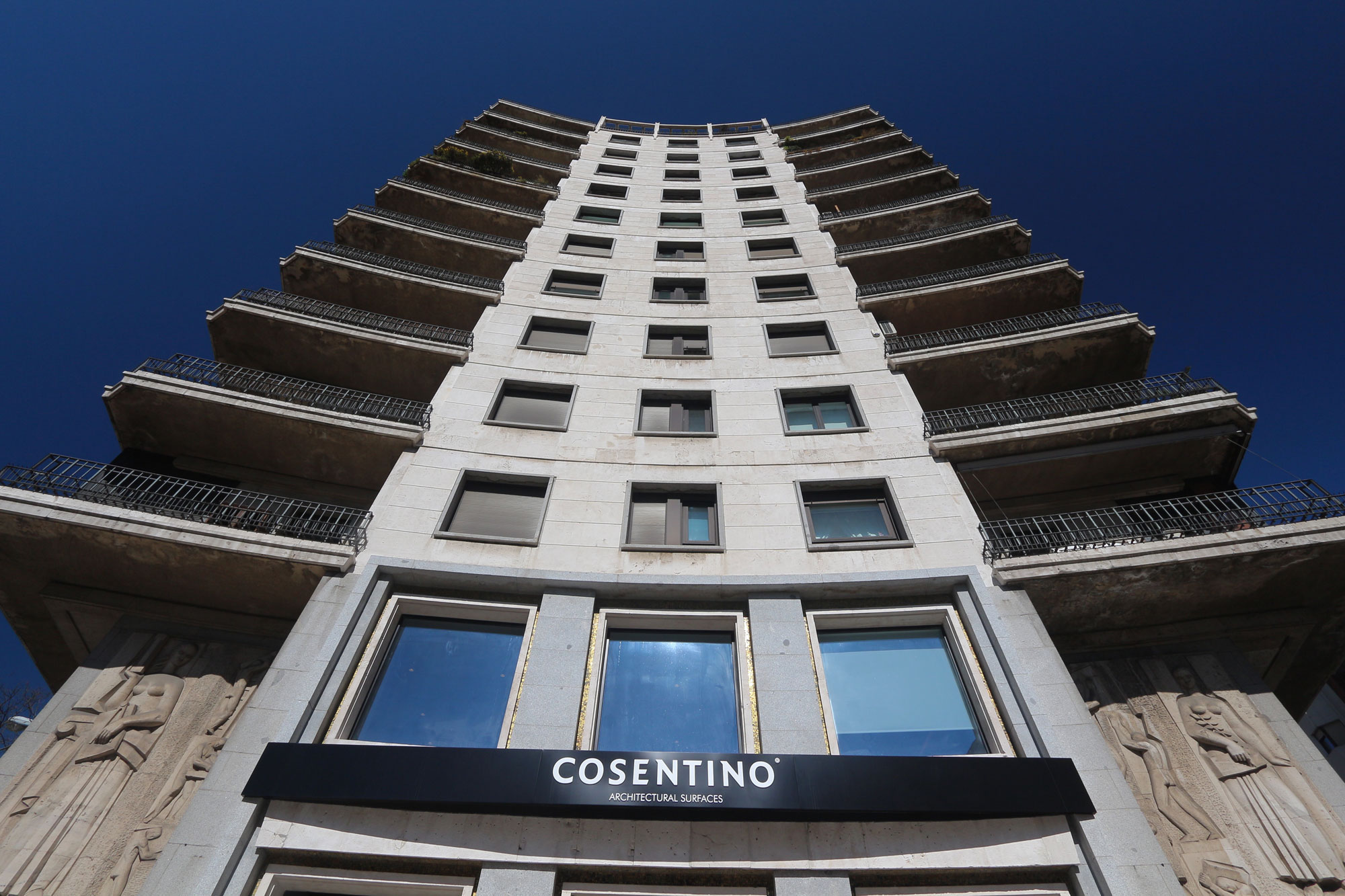Numero immagine 33 della sezione corrente di Il Gruppo Cosentino festeggia il primo anniversario del Cosentino City di Madrid di Cosentino Italia