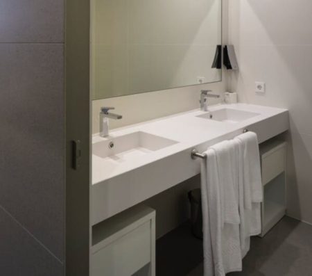 Bildnummer 17 des aktuellen Abschnitts von Designer-Badezimmer mit einzigartigen Materialien von Cosentino Österreich