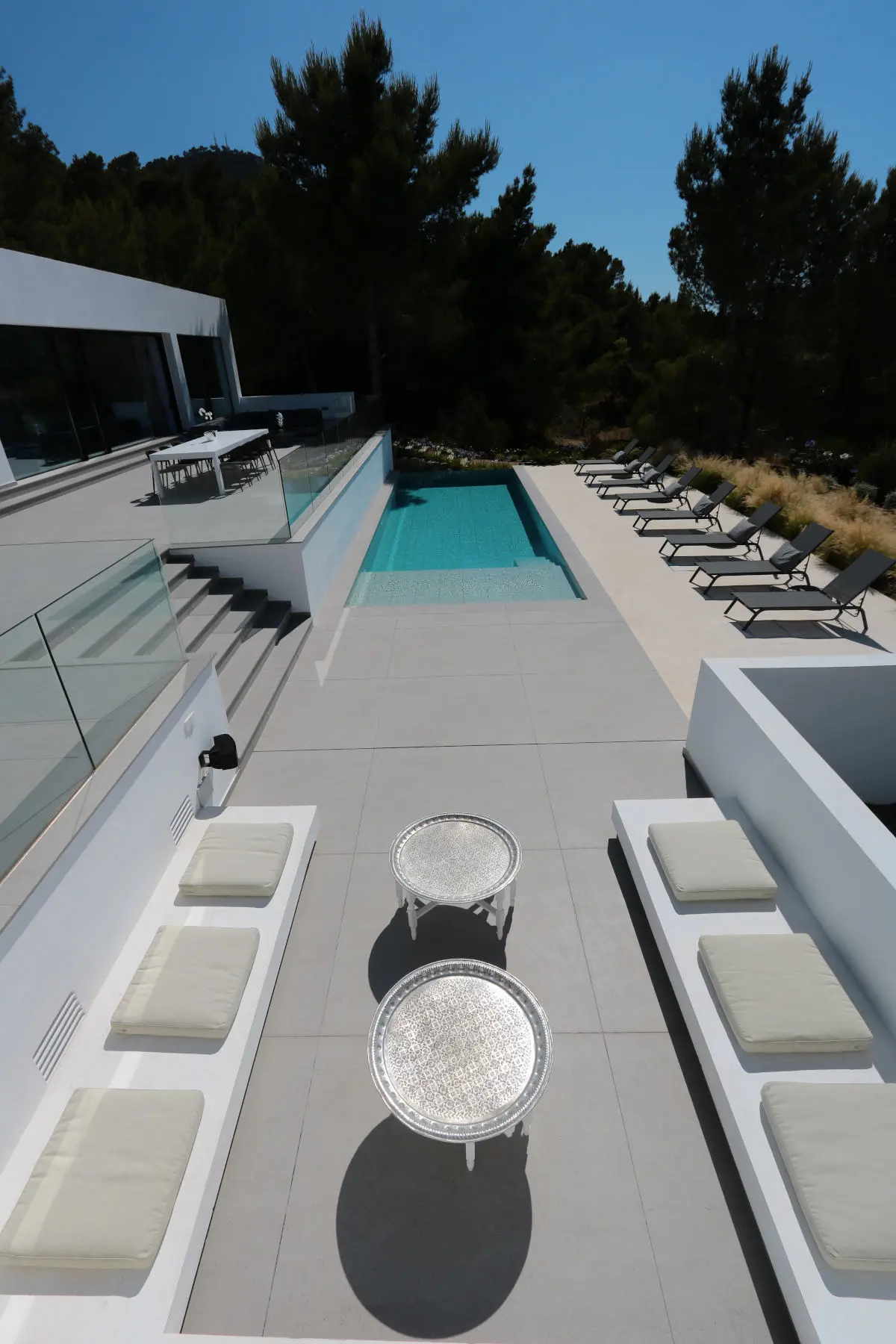 Image of strato outdoor 3 in Desing and functionality in the Balearic Islands - Cosentino