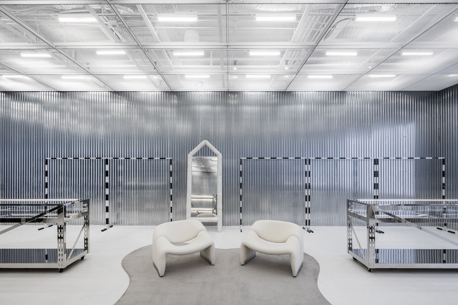 Image of 20210726 OMA OffWhiteMiami 02 in Off-White Flagship Store - Cosentino