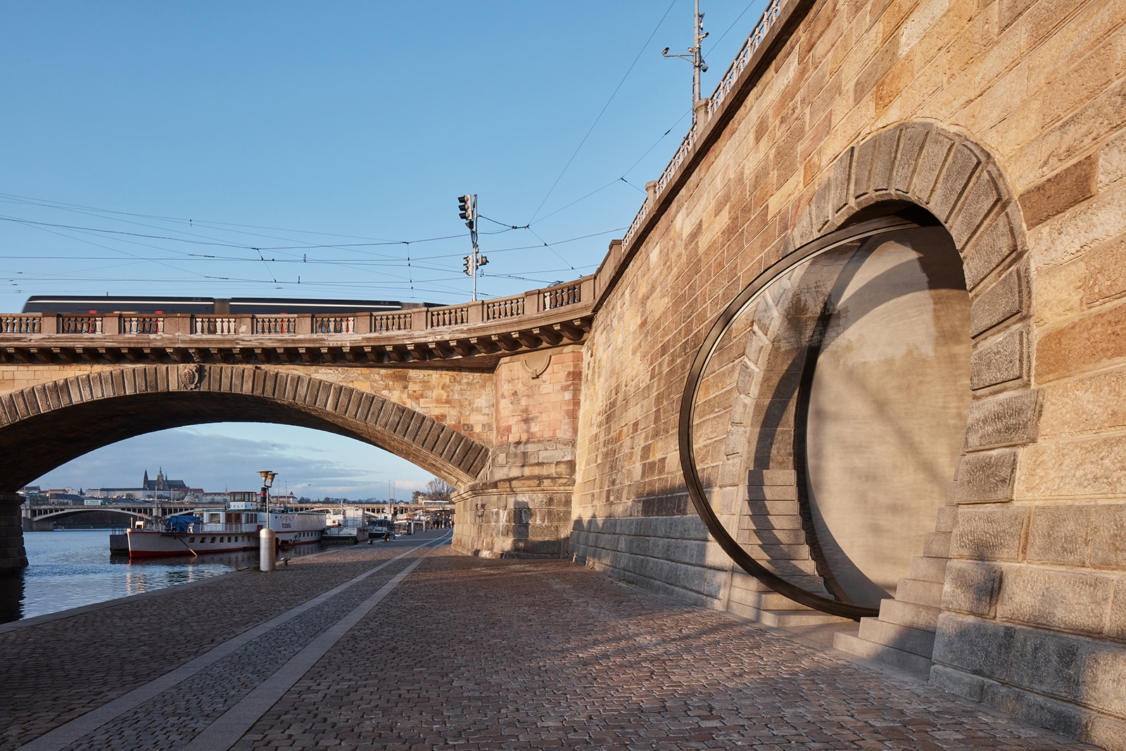 Image of 7.2 1 1 in Revitalization of Prague's Riverfront - Cosentino