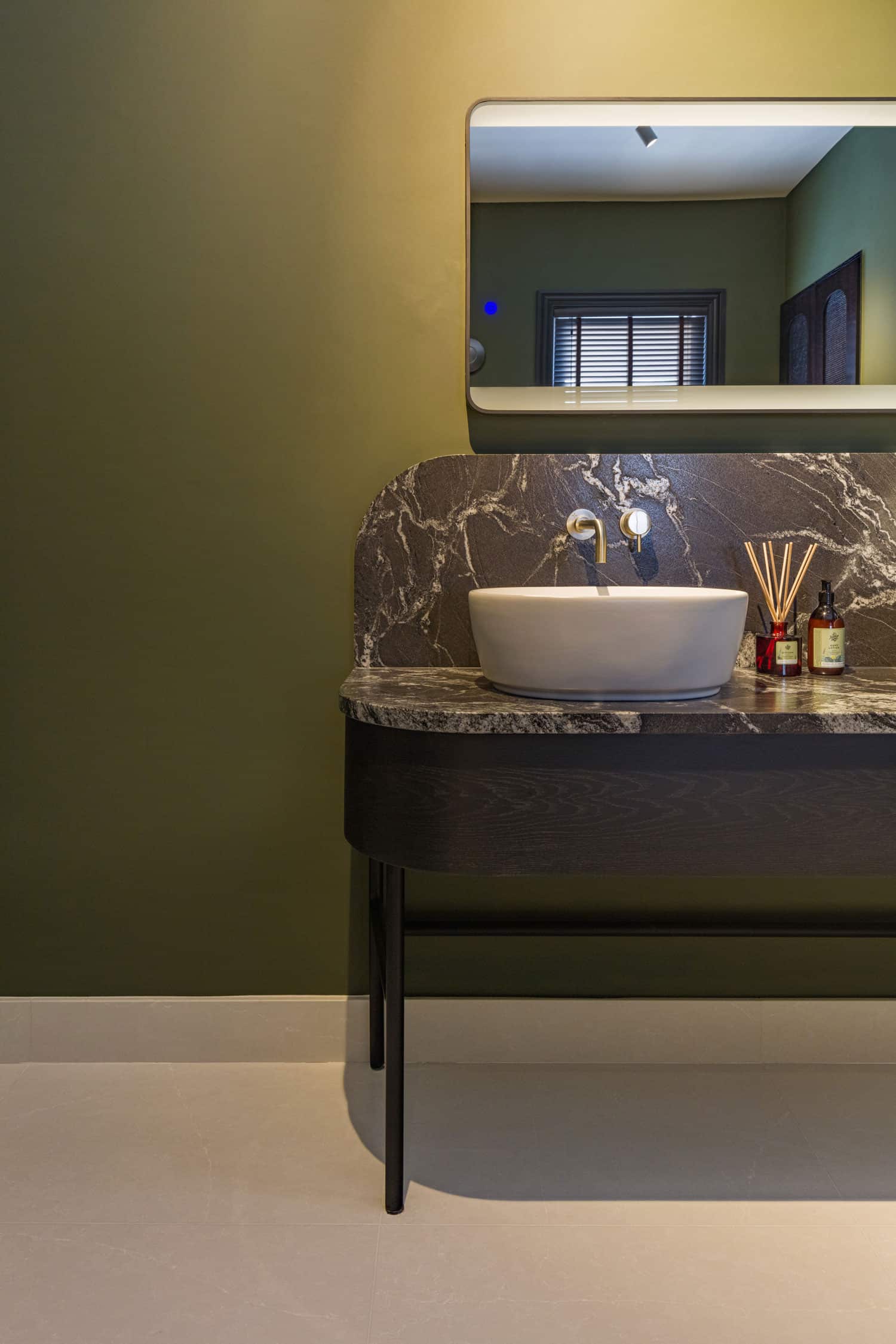 Image of Luxury Bathroom 2 1 in Sensa helps to recreate the sensations of a "spa" at home - Cosentino