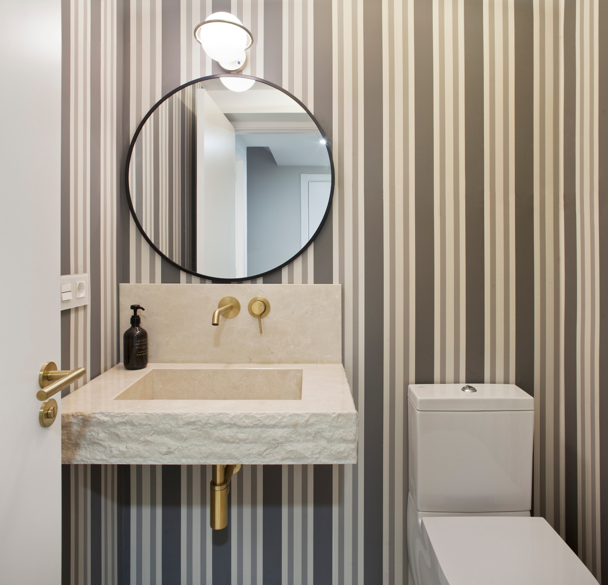 Image of MG 2926 in Two full-fledged bathrooms covered by Dekton at Ben Adams - Cosentino