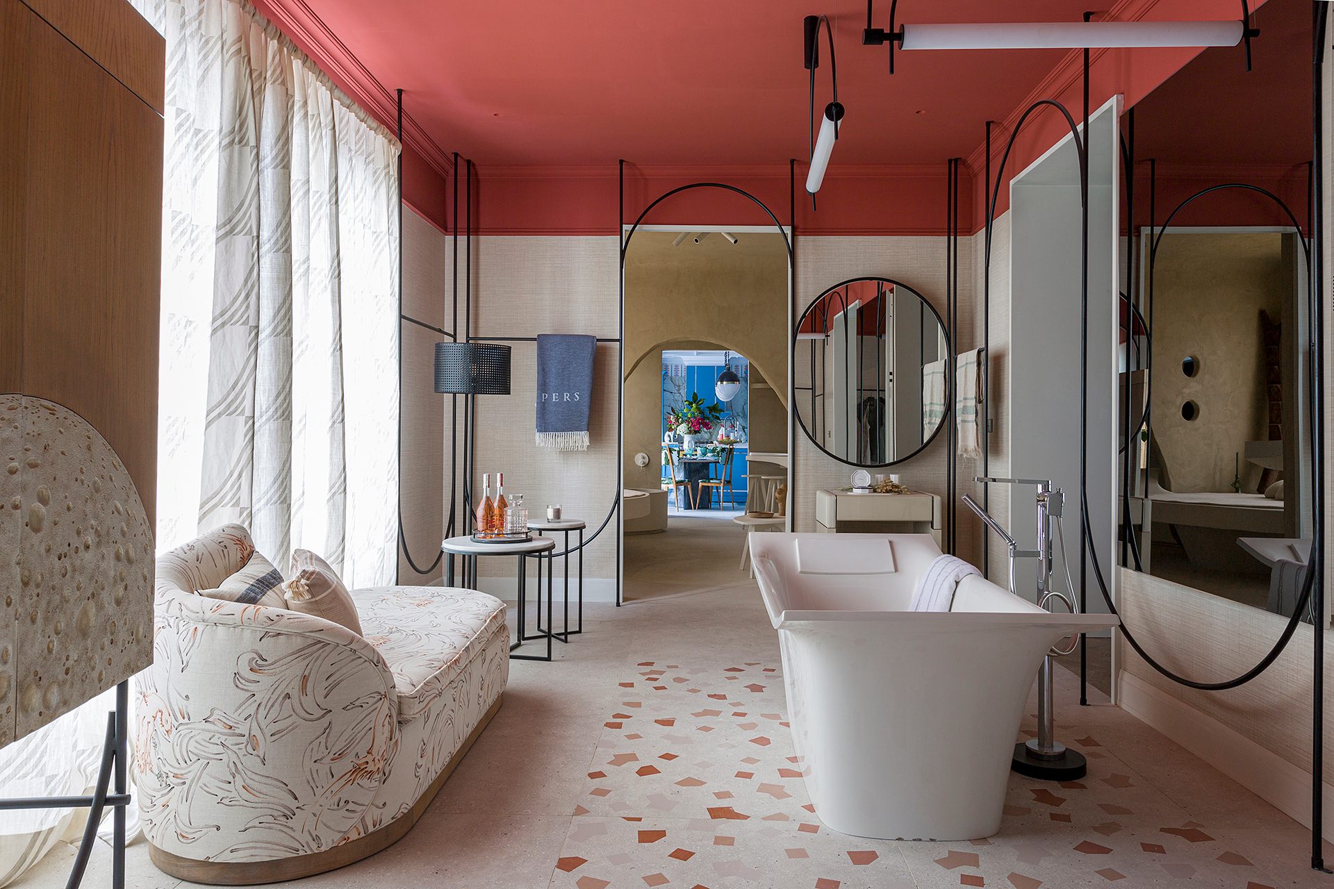 Image of 13. Bajas casa decor 2022 espacio jacob delafon u interior design cuarto de bano01 in A journey to the best of Art Deco Paris through a bathroom - Cosentino