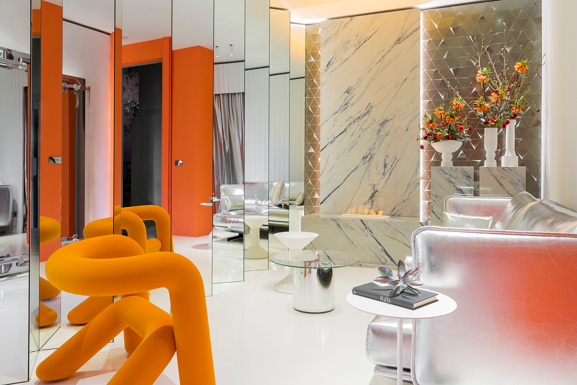 Image of 22. casa decor 2022 espacio sinmas studio salon Bajas5 in The innovation of Dekton iD in a highly versatile living room - Cosentino