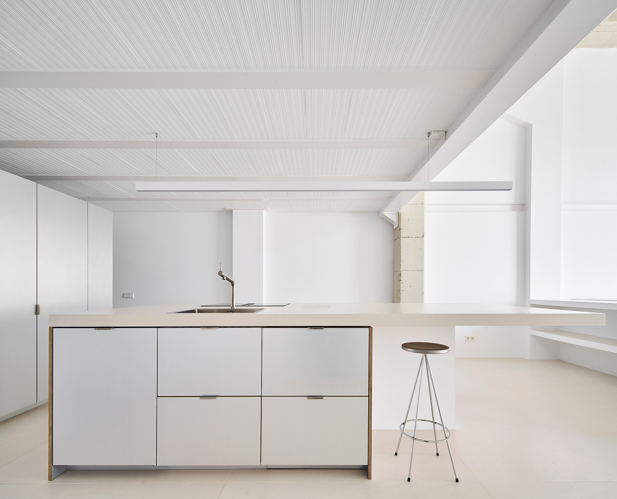 Image of Allaround Lab loft poblenou 14 in A striking loft in Barcelona chooses Dekton to create the perfect seamless and underfloor heating - Cosentino