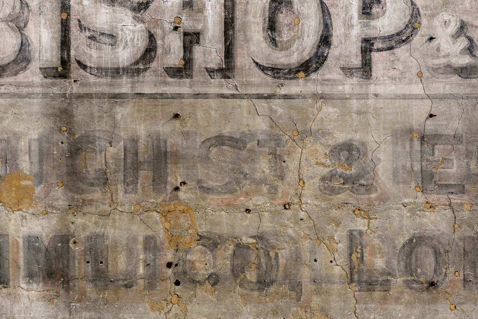 Image of 20221110 GhostSign 3 in Ghost Signs. A London Story - Cosentino