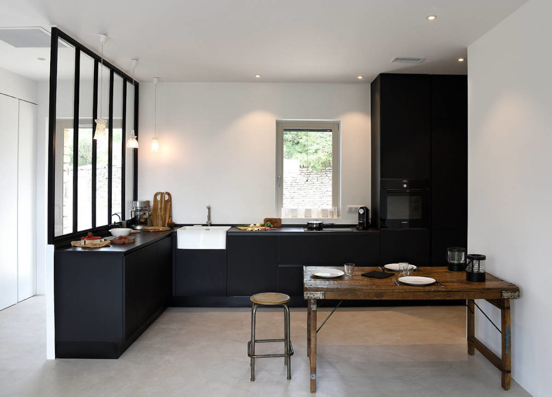 Image of Domoos in Inspiration for designing your black kitchen - Cosentino