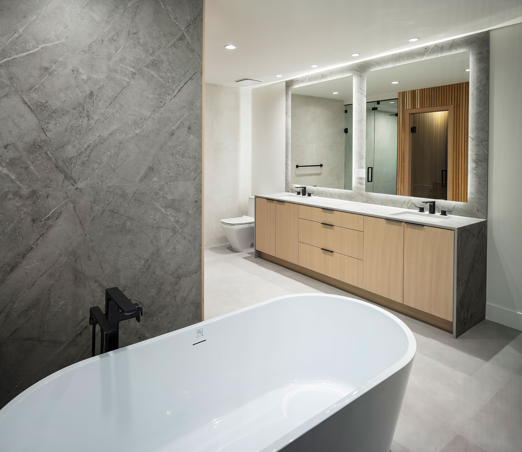 Image of AmbleGreene 14 1 in A high-end residential highlights the beauty of Dekton - Cosentino