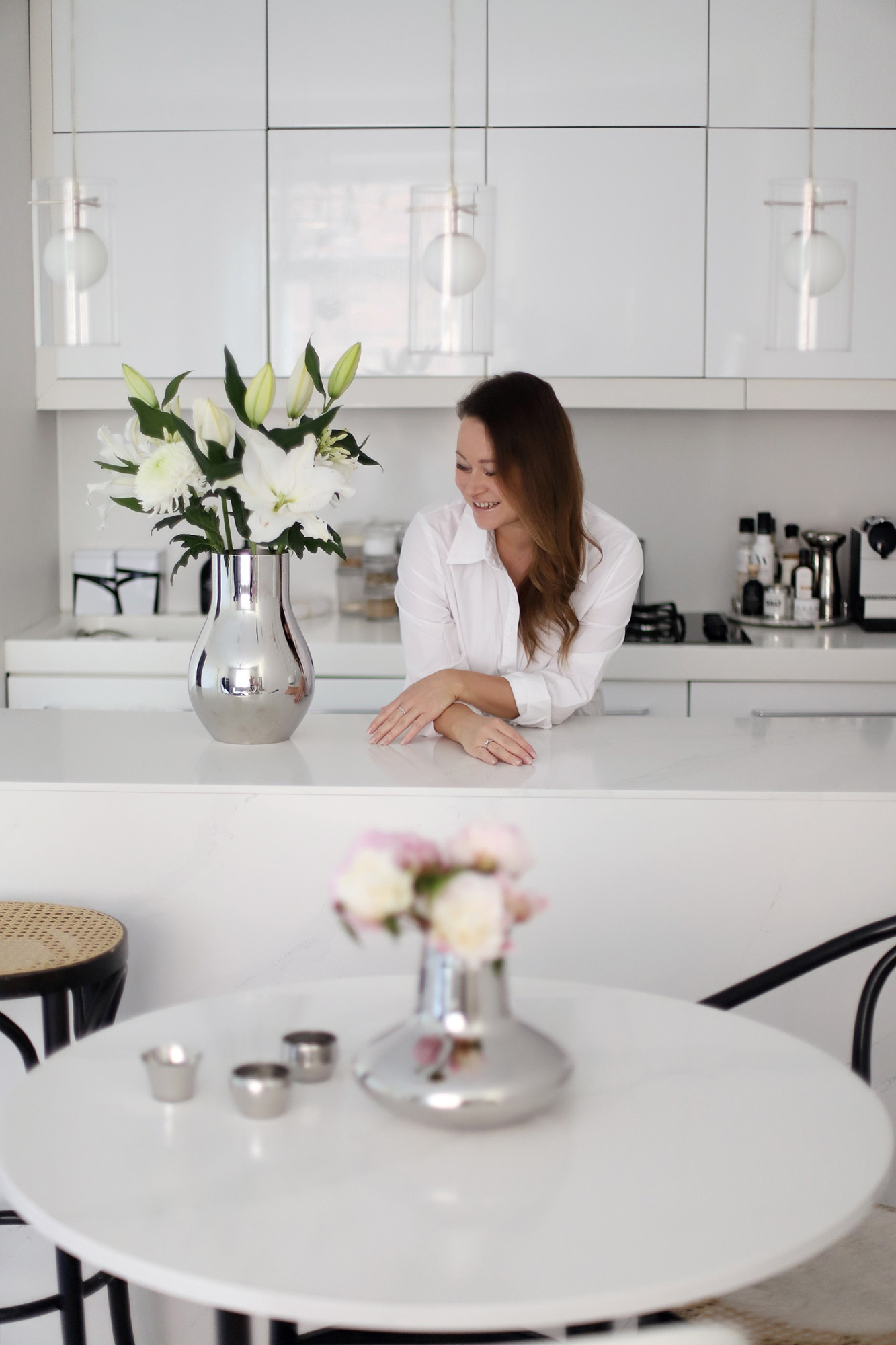 Image of Charandthecity Silestone Calacatta Gold 2 in Silestone revamps the kitchen and dining room of influencer Carita Alfthan - Cosentino