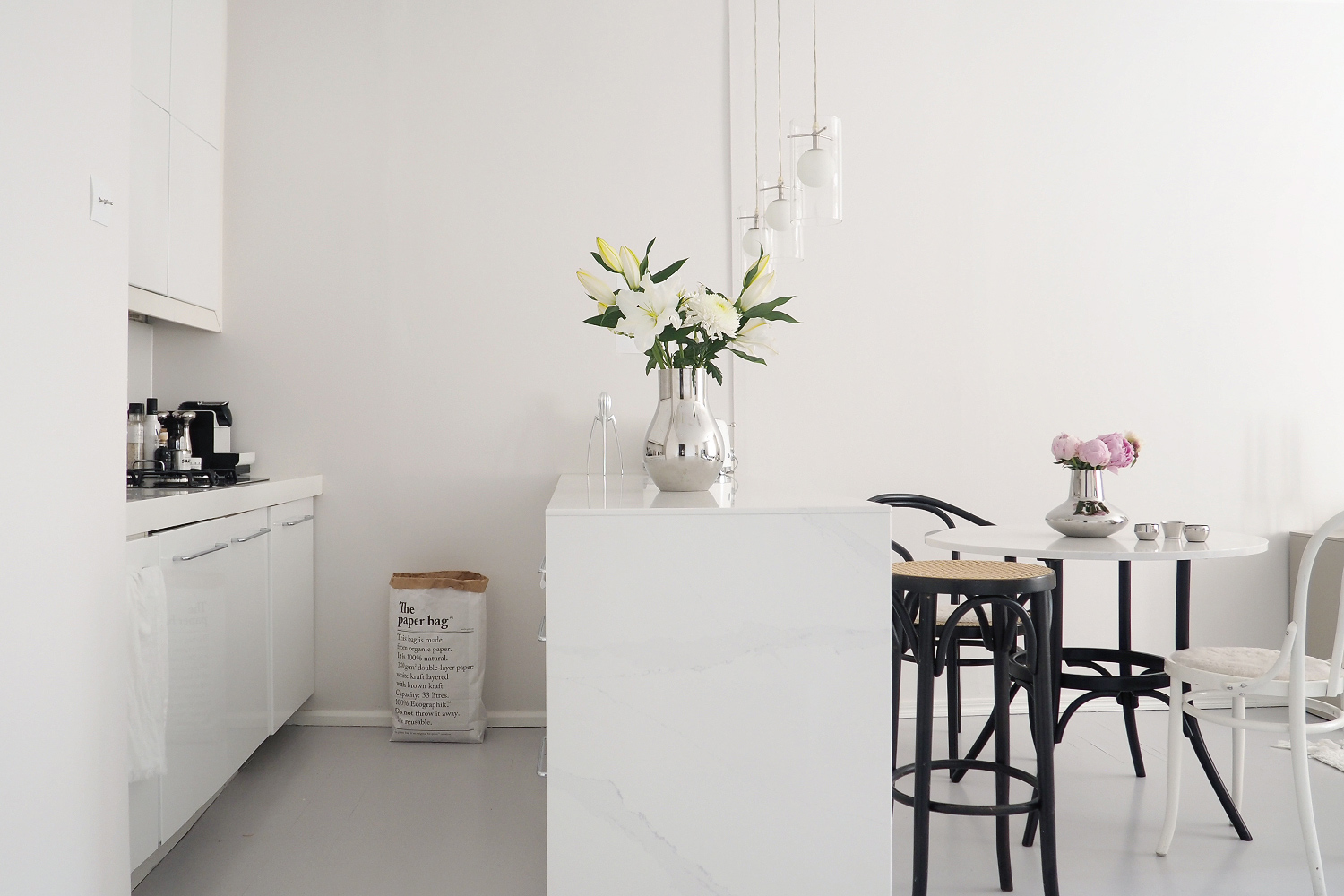 Image of Charandthecity Silestone Calacatta Gold 8 in Silestone revamps the kitchen and dining room of influencer Carita Alfthan - Cosentino