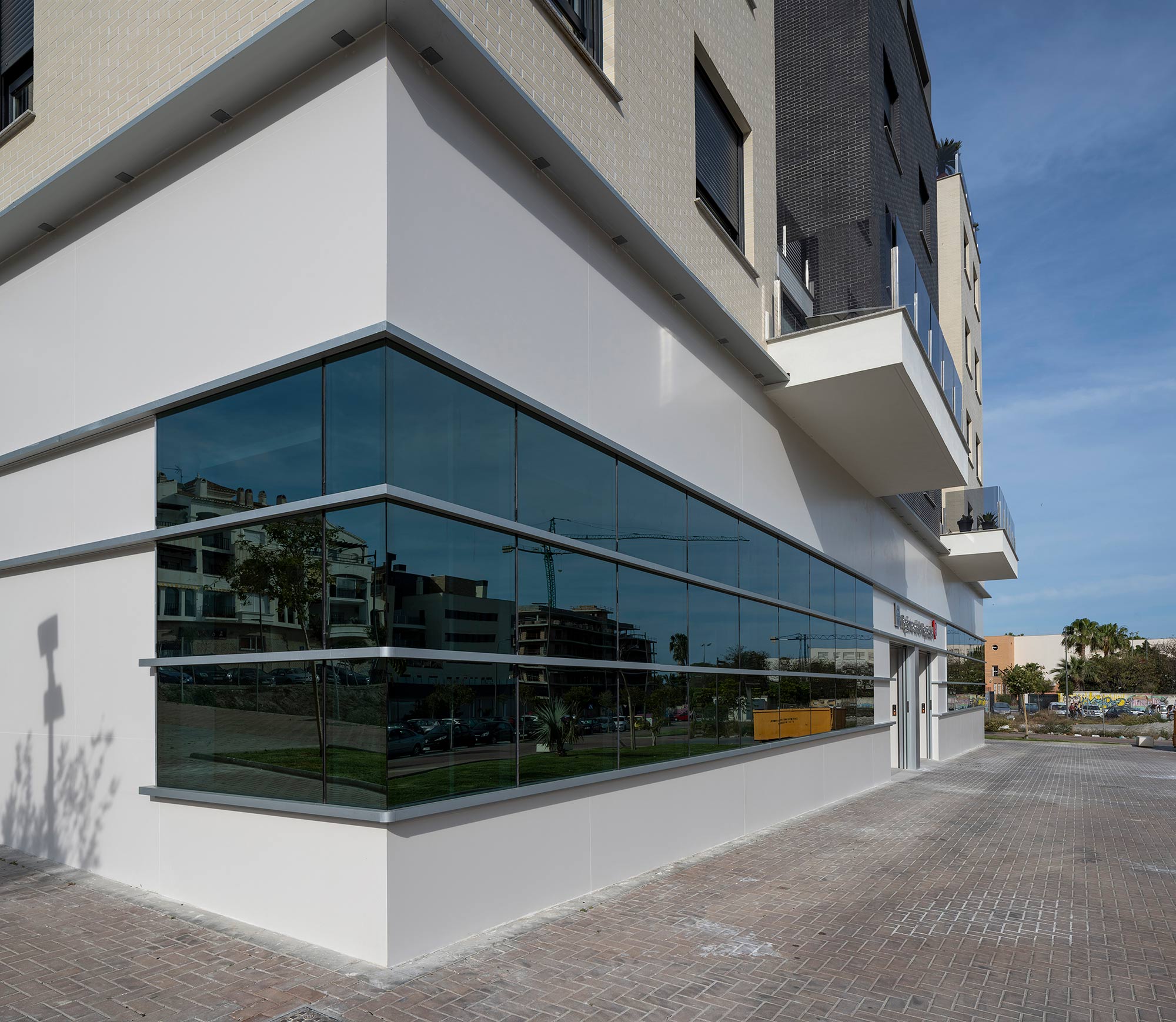 Image of RegistroDeLaPropiedad 006 in New look for the Land Registry offices in Motril - Cosentino