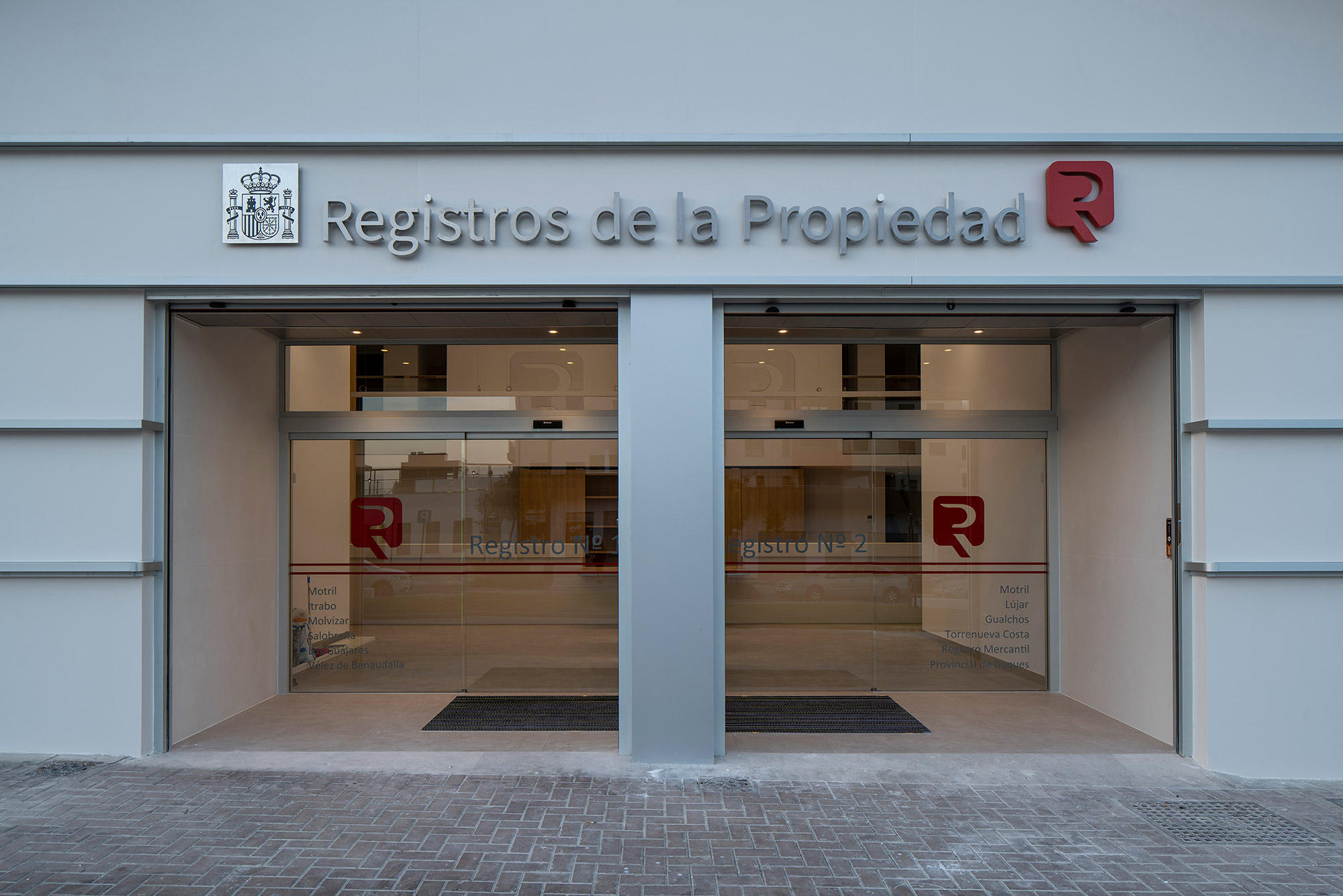 Image of RegistroDeLaPropiedad 057 in New look for the Land Registry offices in Motril - Cosentino