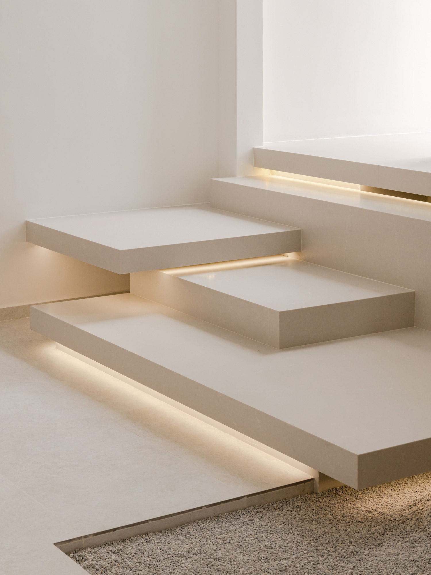 Image of DYP DualSpaceStudio JadeHill Stairs 005 in A floating staircase teams up with Silestone to achieve its elegant design - Cosentino