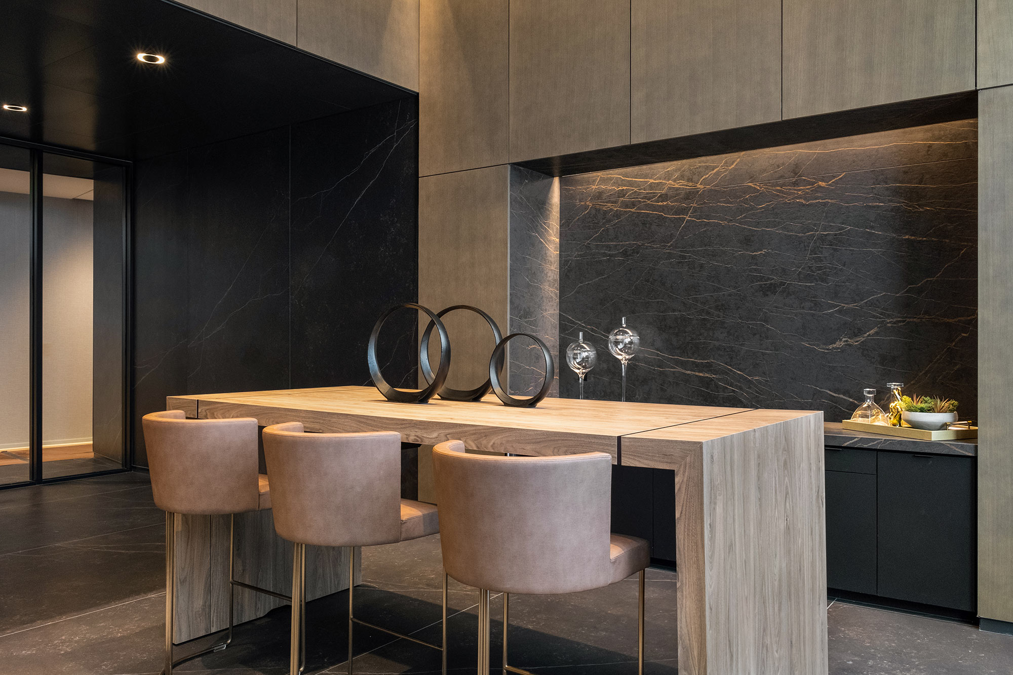 Image of District 121 5 in A luxury office building dressed in Dekton - Cosentino