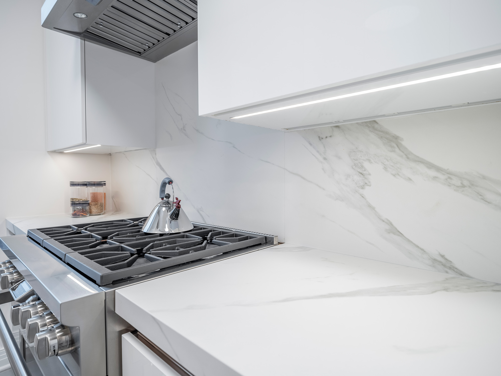 Image of Lake Shore Drive 3 in Dekton Opera brings timeless and natural design to this Chicago home  - Cosentino