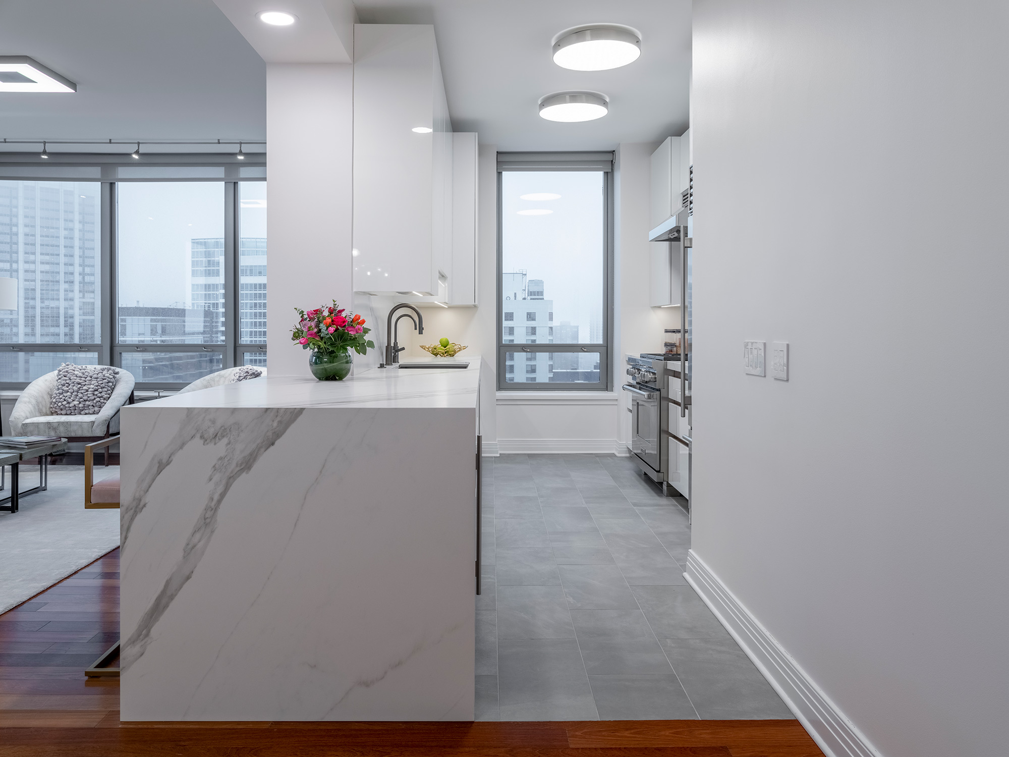 Image of Lake Shore Drive 9 in Dekton Opera brings timeless and natural design to this Chicago home  - Cosentino