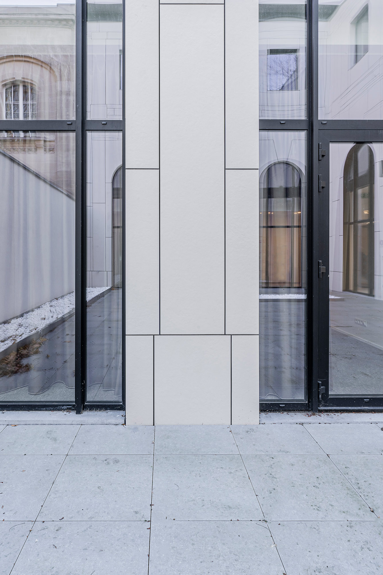 Image of TheDuke LR 9 in Reflections in Dekton: the renovation of the classicist building The Duke in Brussels - Cosentino
