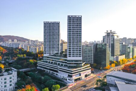 Image of fachada dekton zenith seul korea aam company in Korea: Ode to contemporary architecture amidst Sakura blossoms thanks to Dekton - Cosentino