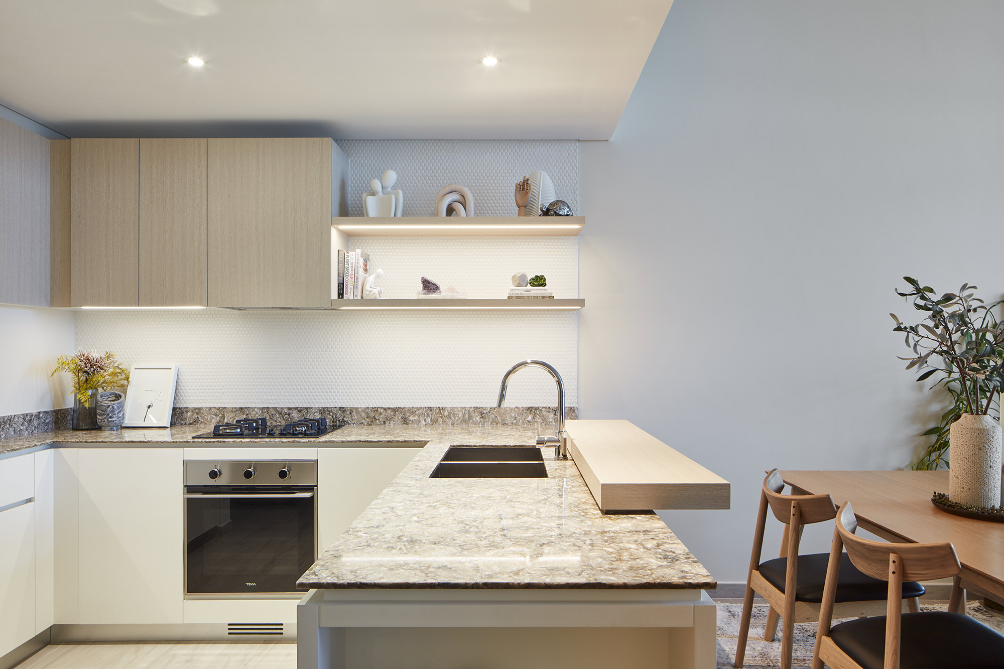 Image of Belgravia Dubai 3 in Dekton Sirius adds a welcoming touch to the kitchens of a residential development in Dubai - Cosentino