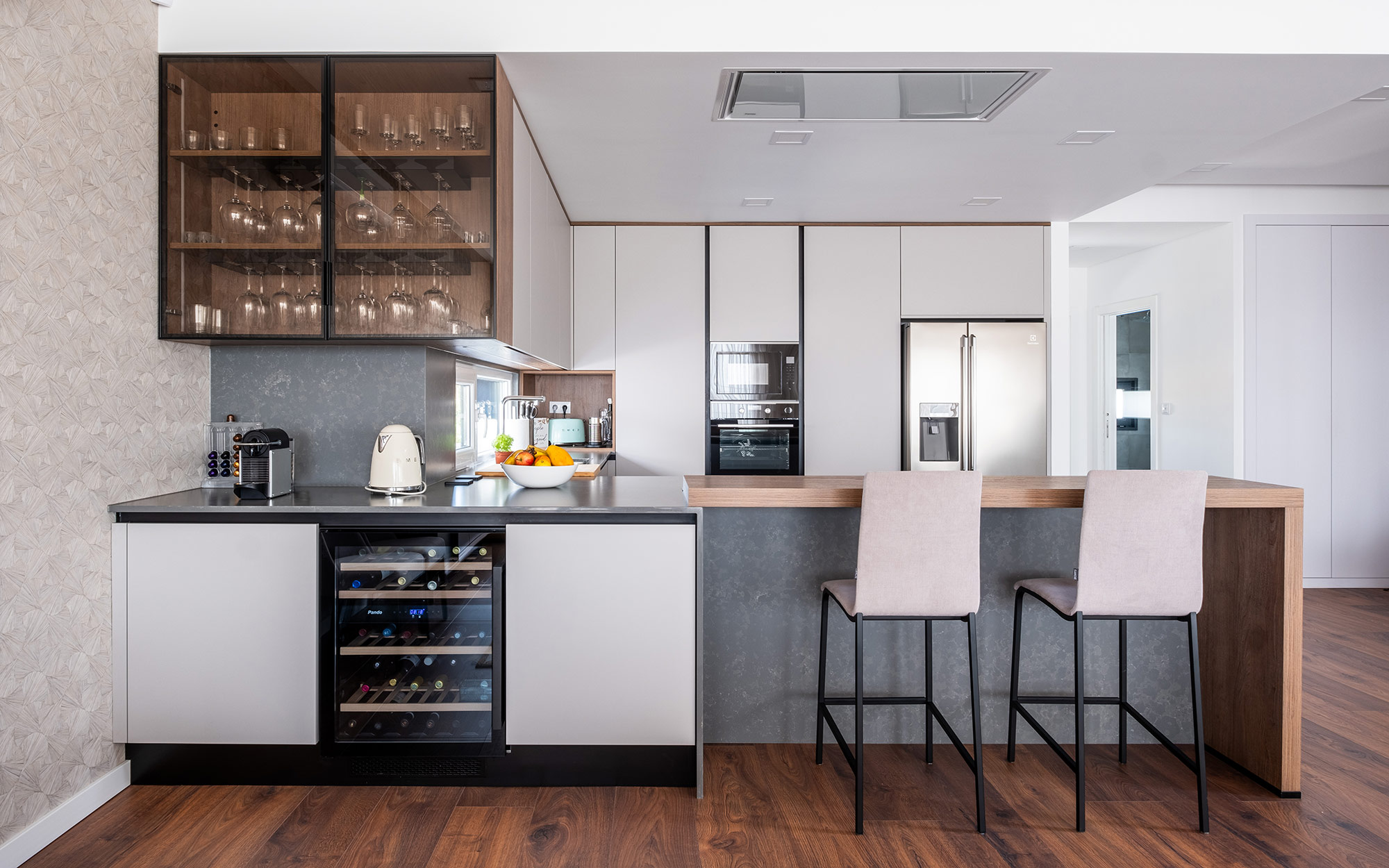 Image of Bilden vivienda unifamiliar 15 in Silestone Seaport as the guiding thread in a renovation project that reinterprets the industrial style - Cosentino