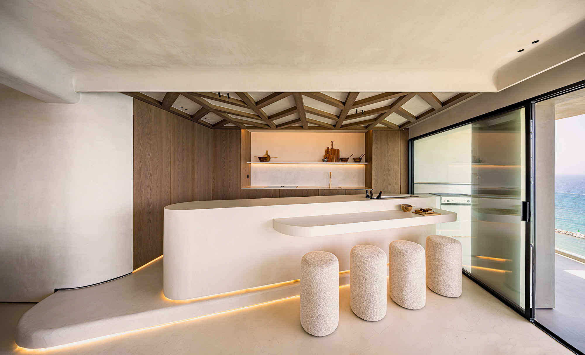 Image of JK Beach 13 in Spaciousness, functionality and Dekton for the kitchen of this house in Murcia - Cosentino