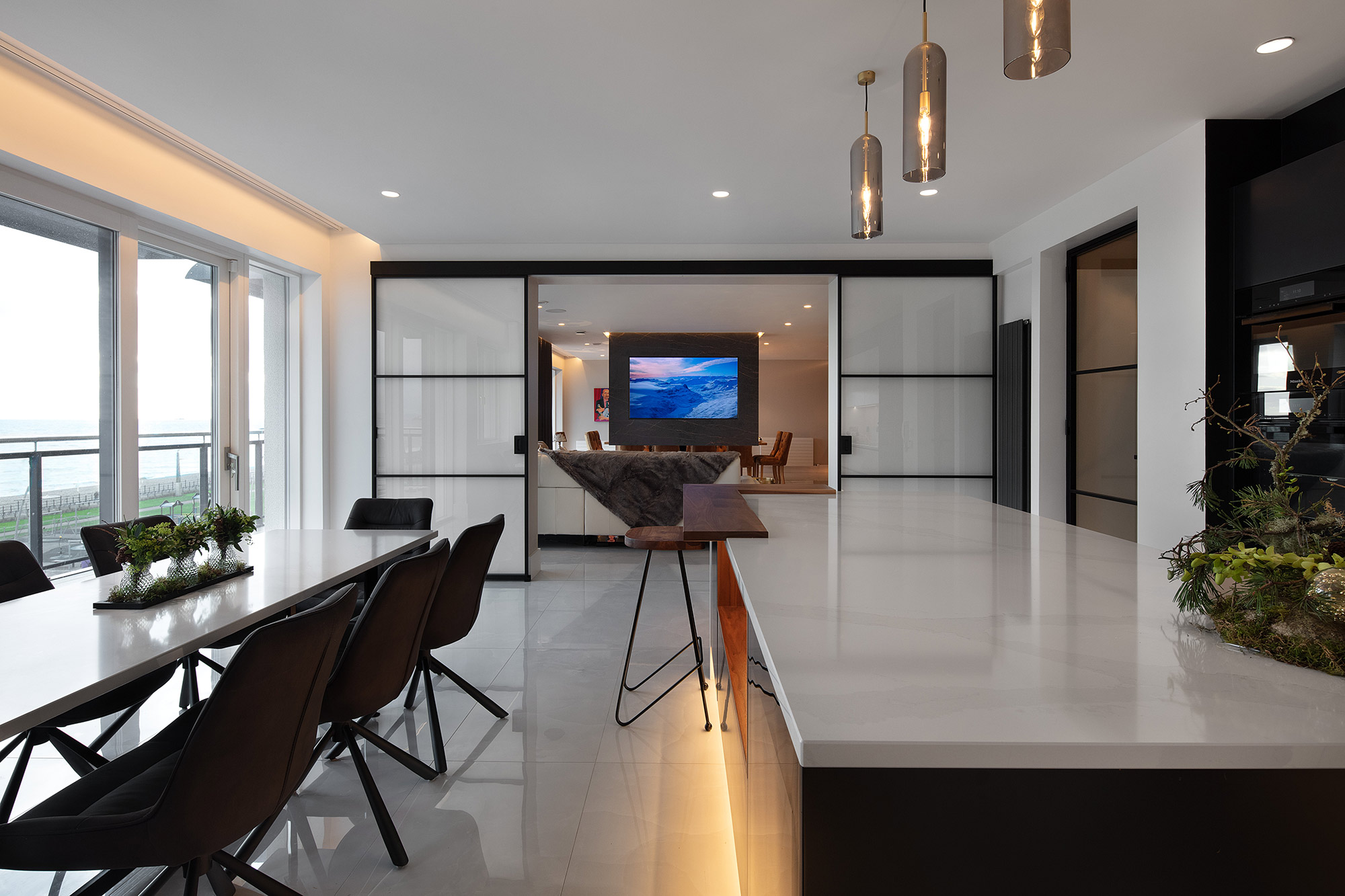 Image of Cosentino Bray Penthouse 8 in Dekton Rem brings warmth and sophistication to a renovated home without the need for building work - Cosentino