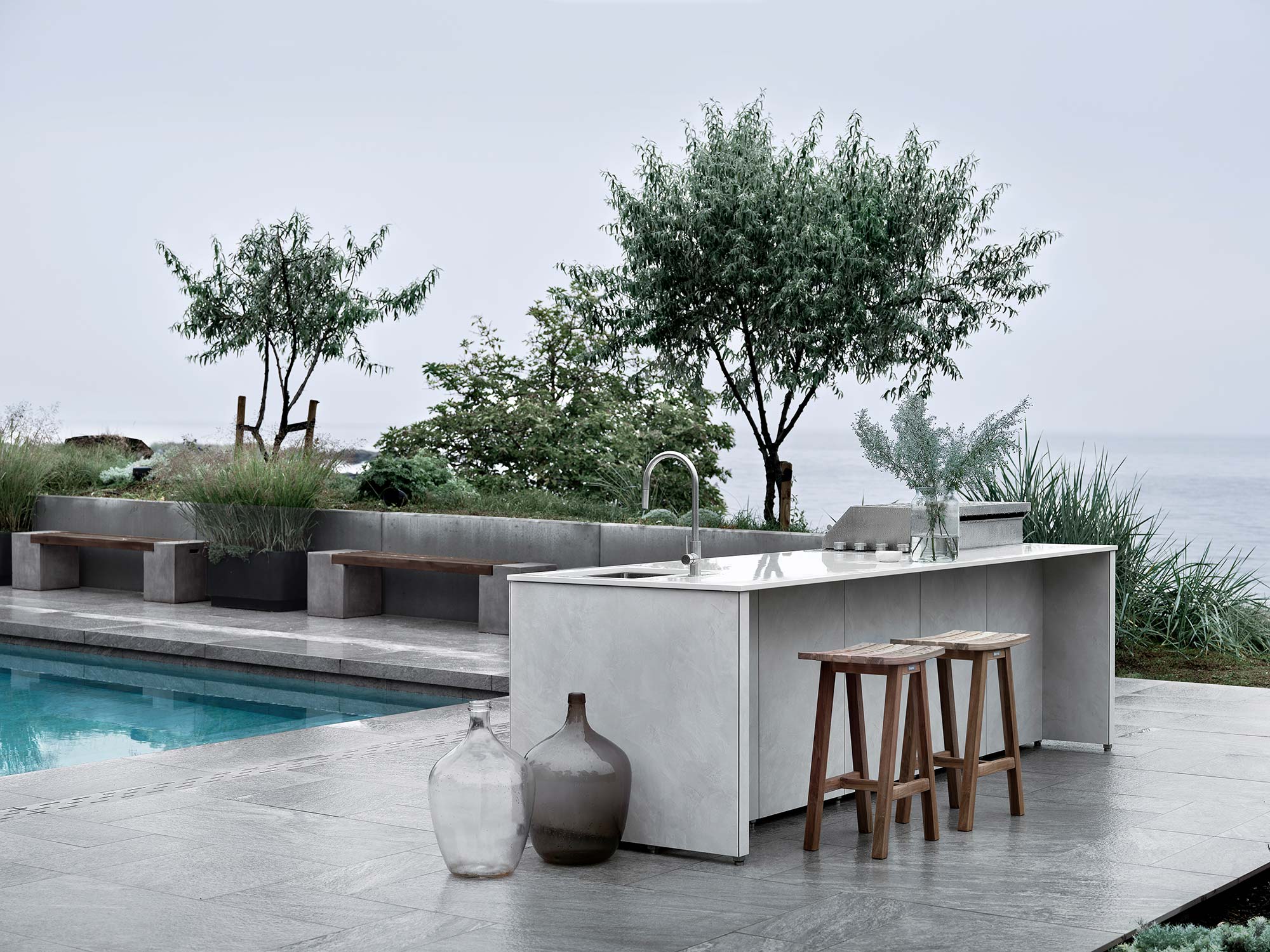 Image of Ballingslov Outdoor kitchen 12 in Wood and Dekton: a delicate combination for the Nieves table - Cosentino