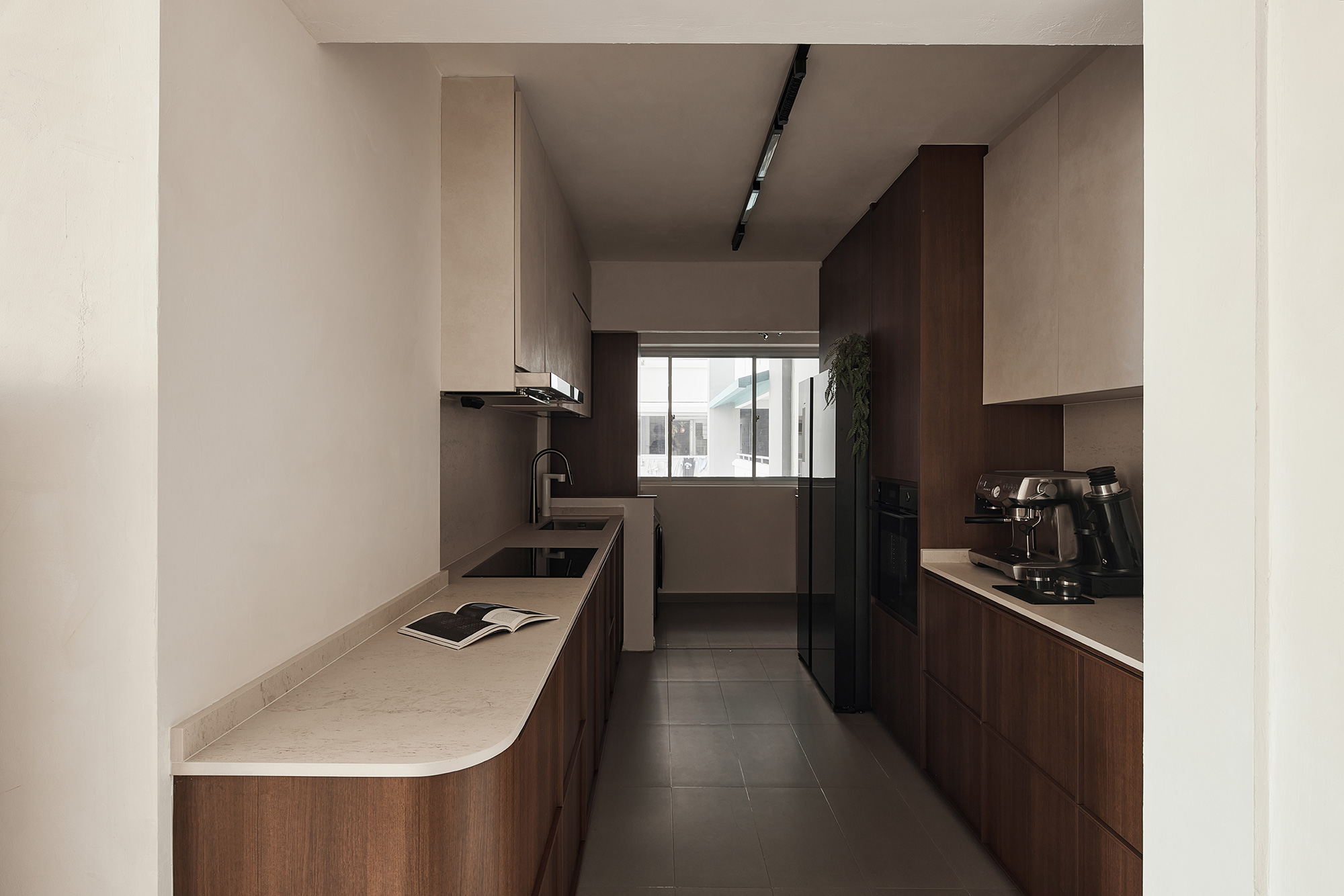 Image of 629A Tampines north dr 2 12 39 15 1 in An Italian-inspired kitchen with a Scandinavian style, where functionality prevails thanks to Dekton - Cosentino