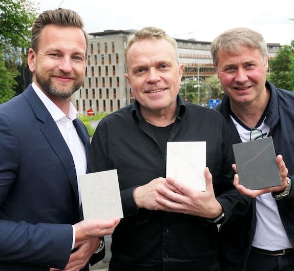 Alexander Egeberg, Gøran Karlsen og Henning Austad gleder seg til å lansere et nytt fasadeprodukt.
