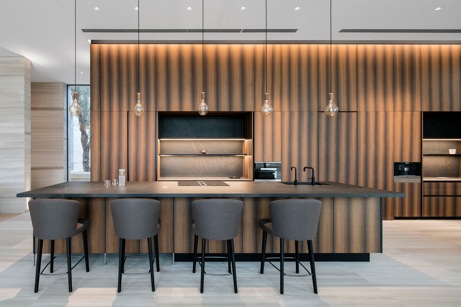 Image 26 of AN61C41 in An award-winning interior design project finished with Dekton Kelya - Cosentino